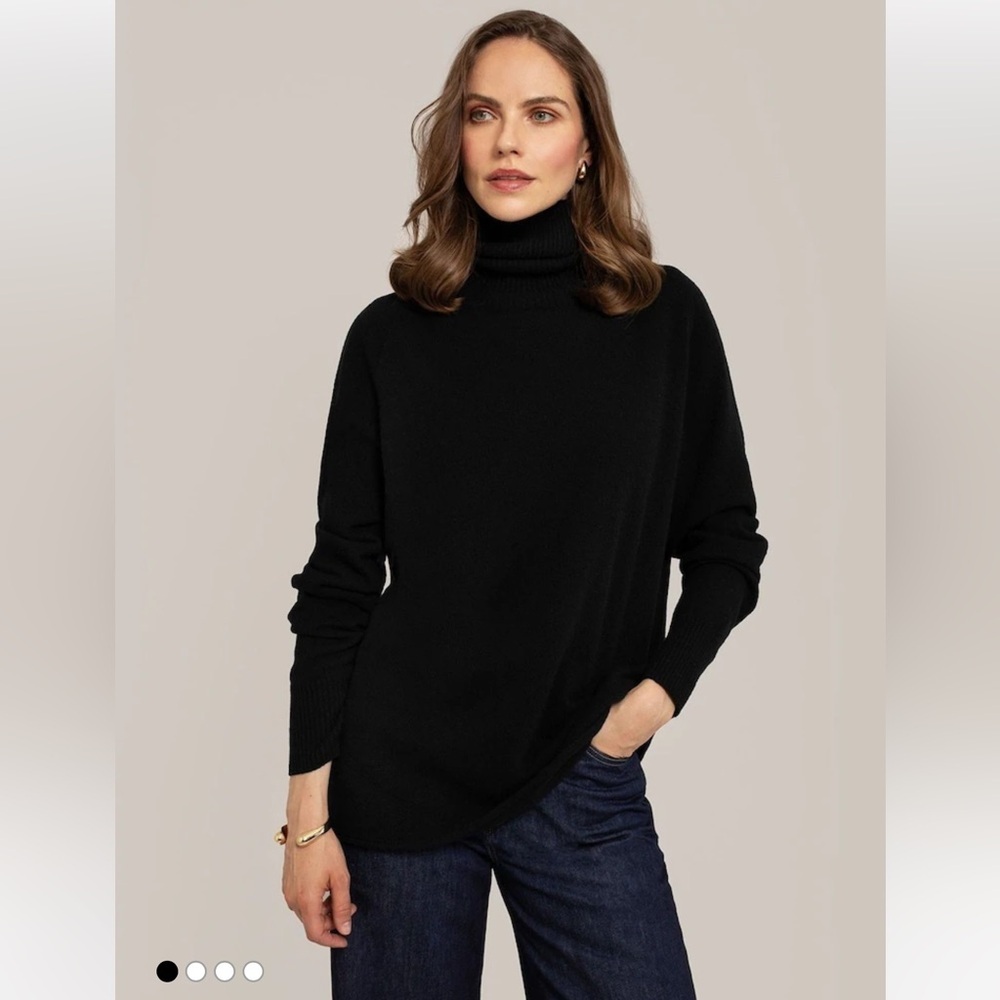 Celtic & Co. Womens Geelong Slouch Roll Neck Jumper Lambswool Small Black